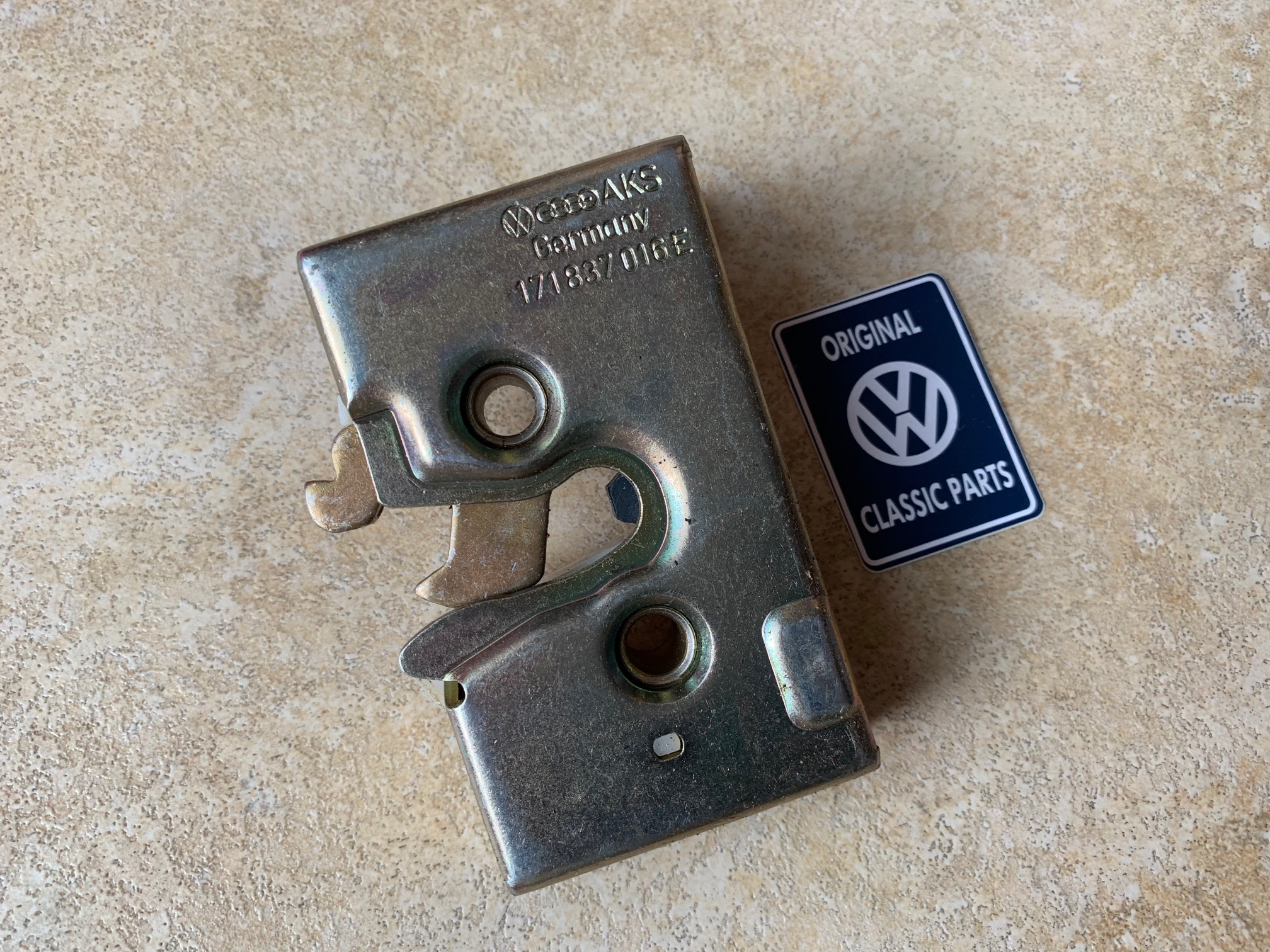 Front right door lock for Mk1 Golf 171837016 E VW Golf 1