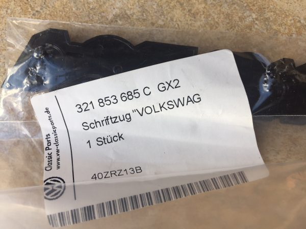 VOLKSWAGEN Rear Badge 321853685C GX2 - Image 4