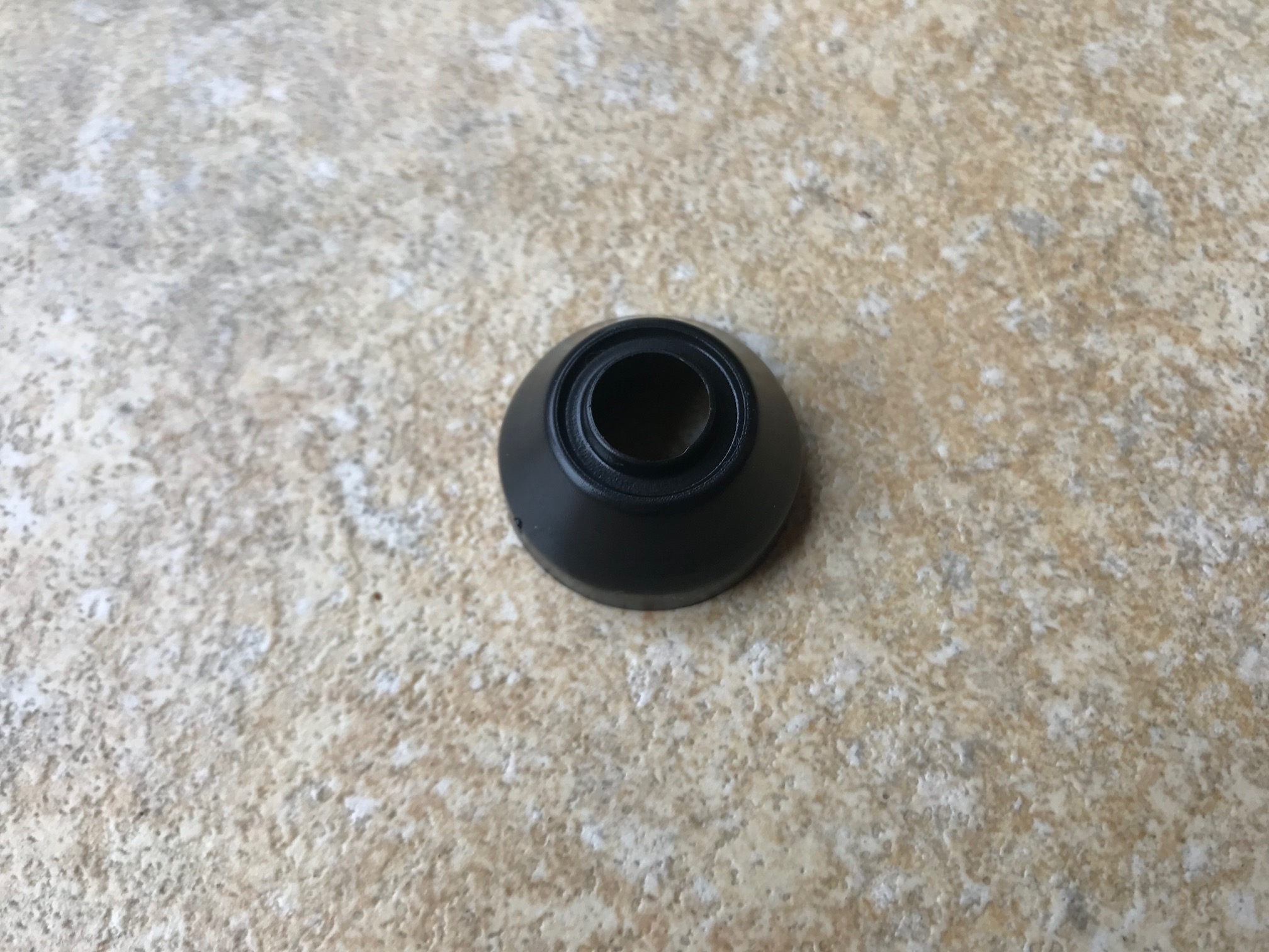 Mk1 Golf Bearing Wiper Cover 171955275 - Image 3