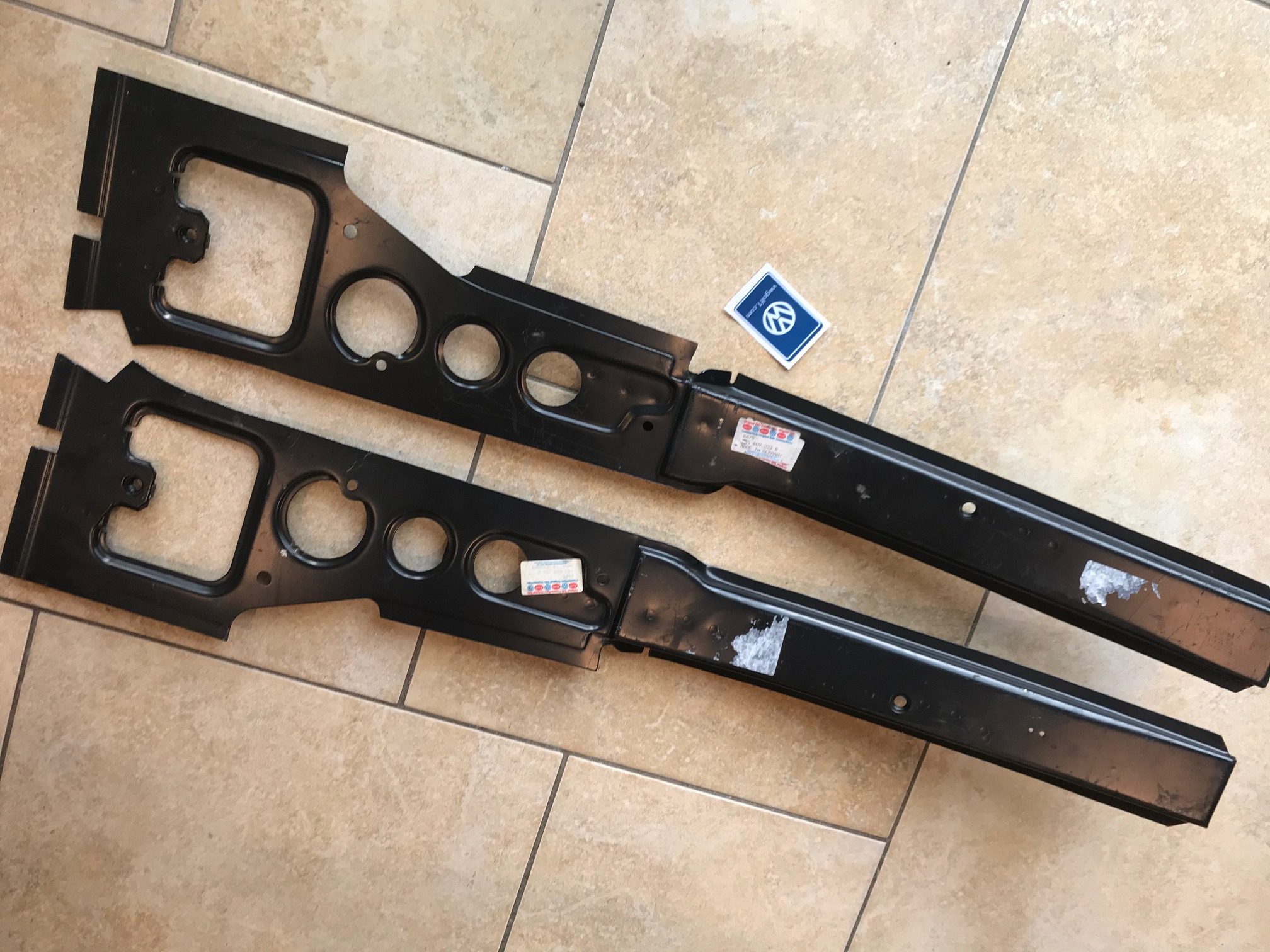 Mk1 Golf Cabriolet B Pillar Columns 155809223B & 155809224B - Image 4