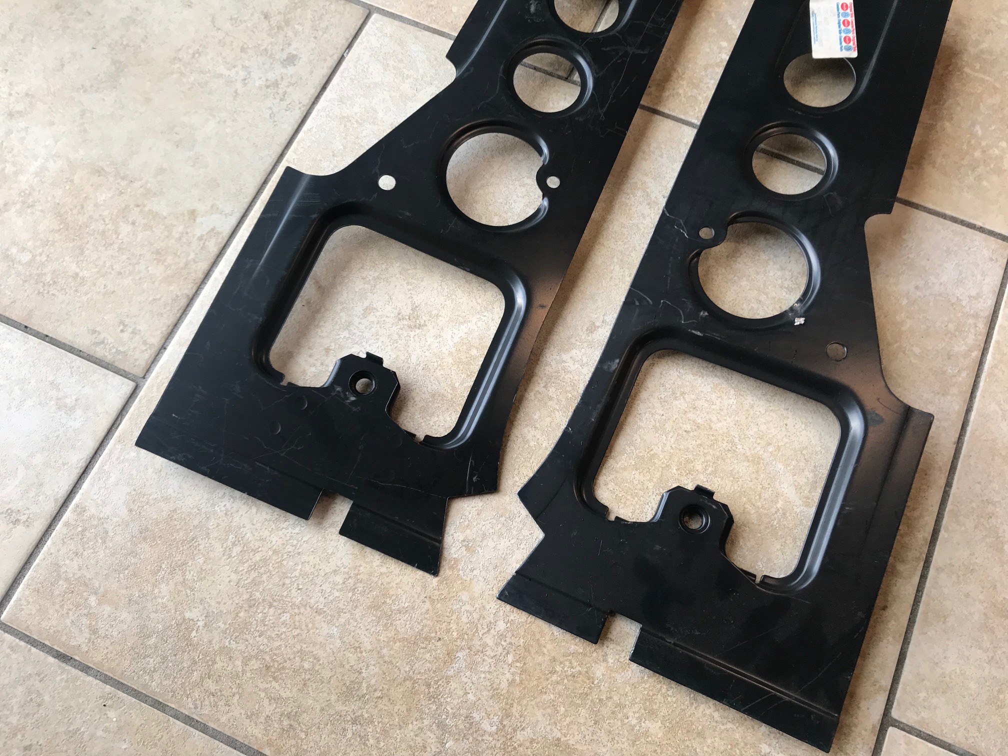 Mk1 Golf Cabriolet B Pillar Columns 155809223B & 155809224B - Image 3