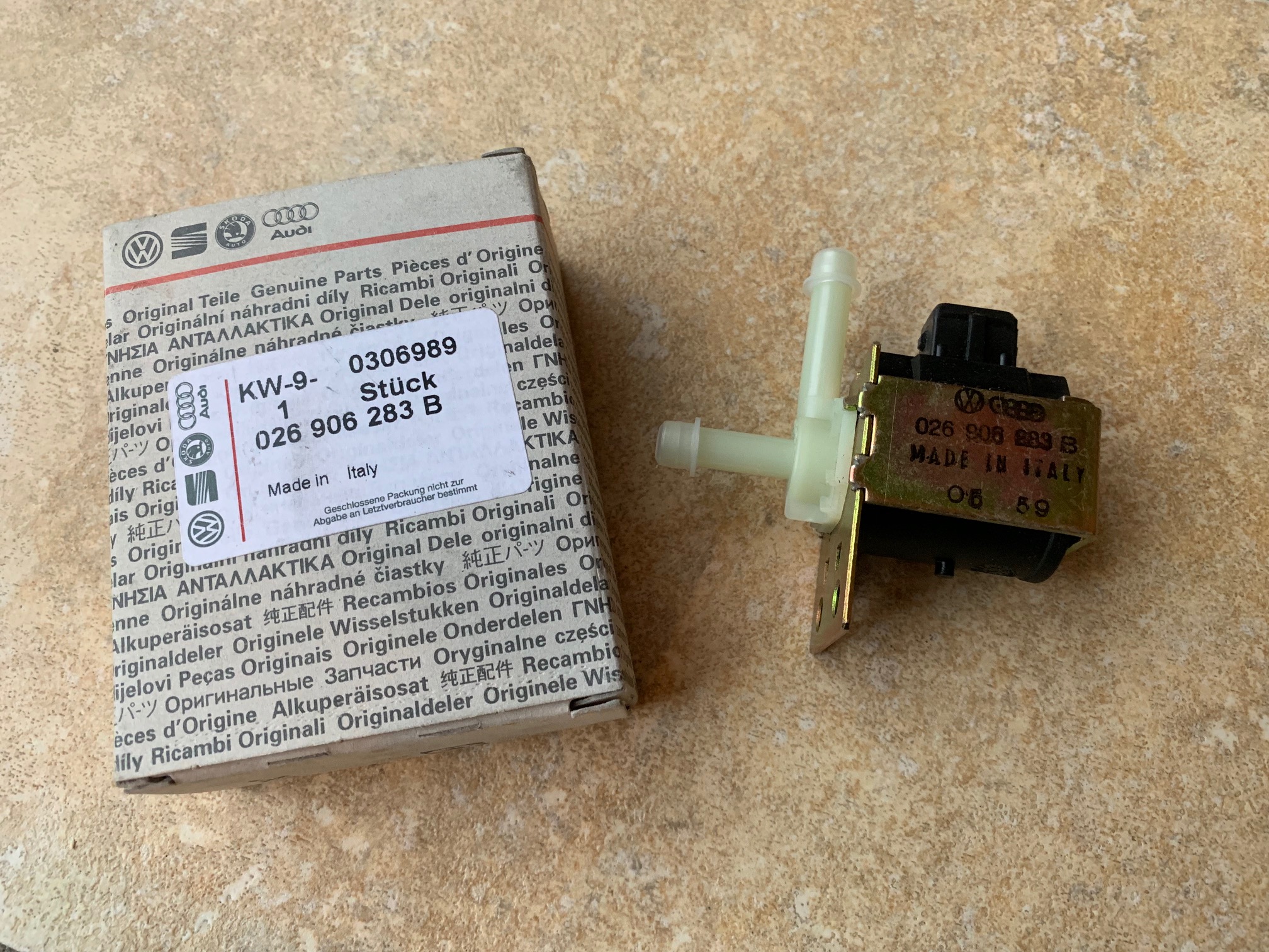 Solenoid Air Valve 026906283B