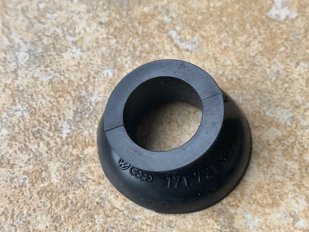 Clutch Cable Grommet 171721380 VW Golf 1