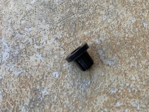 Insert for rear emblem Golf 2 - 865853231A - Image 4