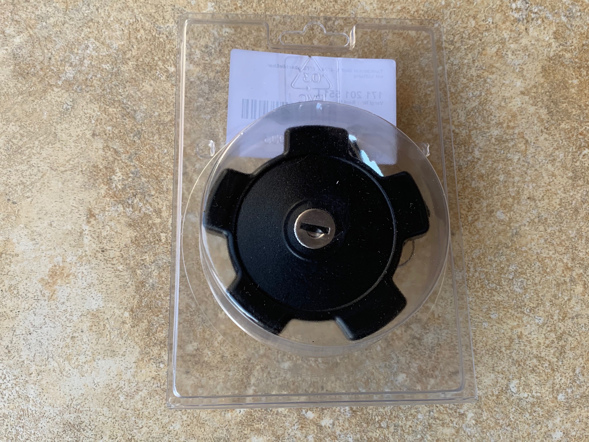 Fuel Cap with Ventilation 1712015551L