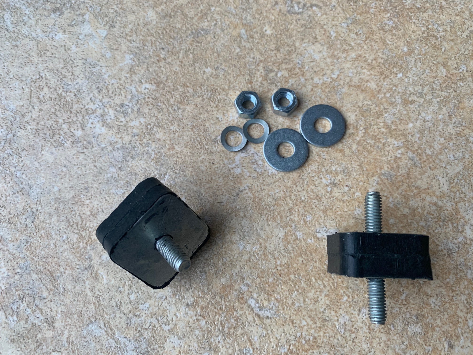 Radiator Mounting Kit - rubber metal bearings - 171121275E - Image 5