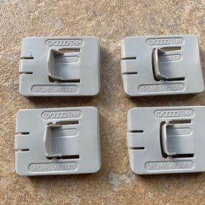 VW Front Seat Rail Runner Outer Guide Piece Clip - 171881213B - Set of 4