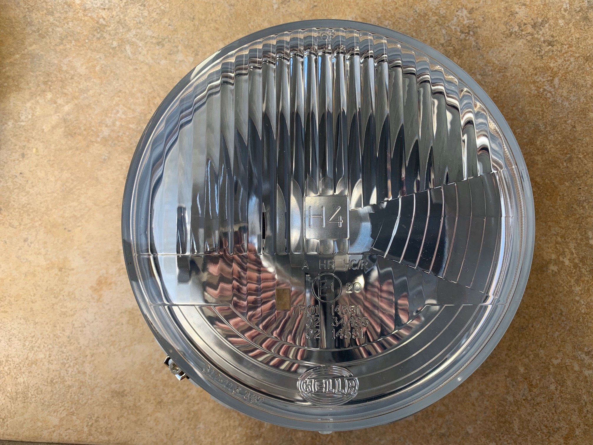 Hella Headlight 321941753B - 1A8 003.060-551 - LHD - Image 10