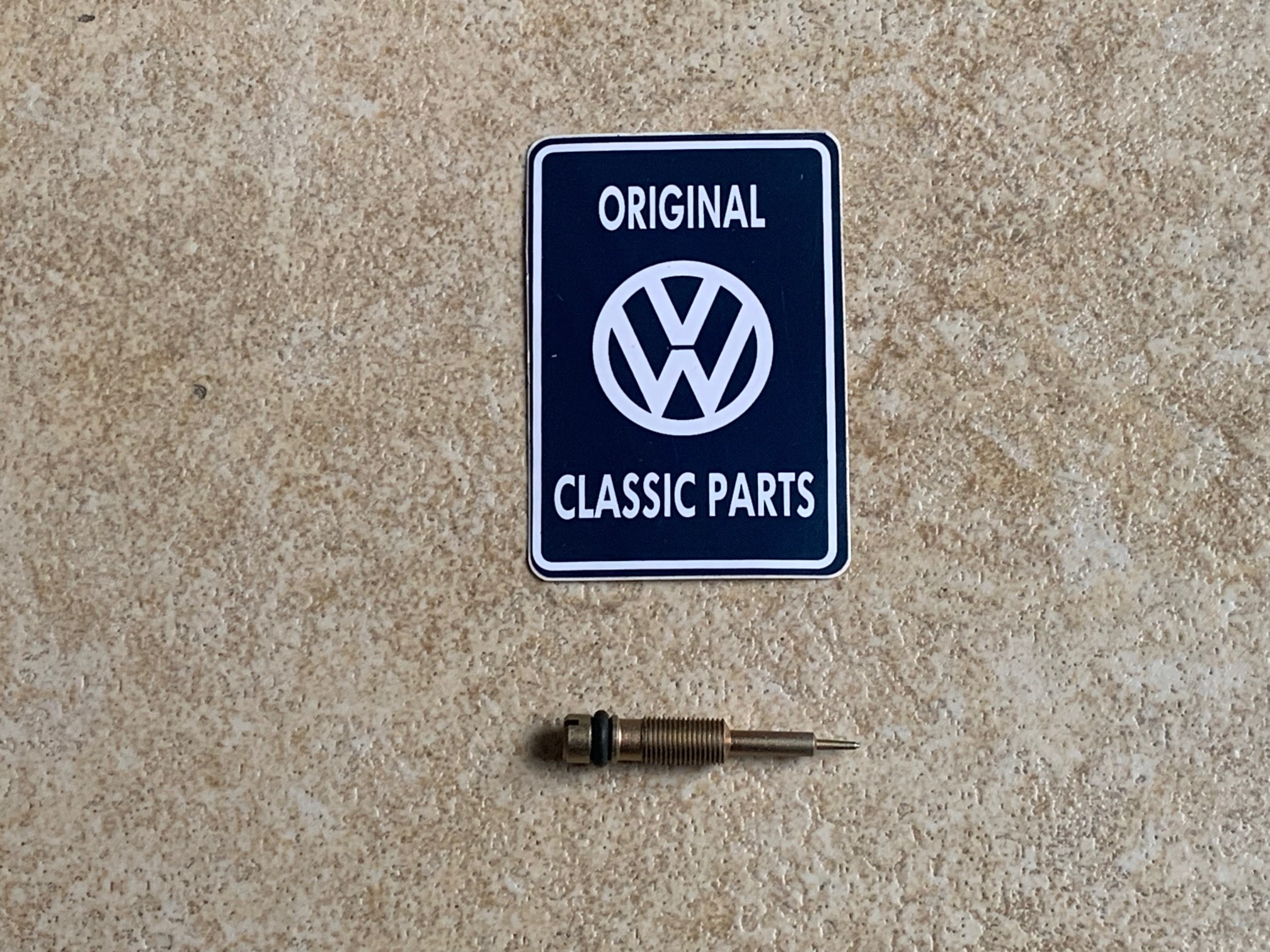 Co Adjusting Screw - 036129427 - Image 2