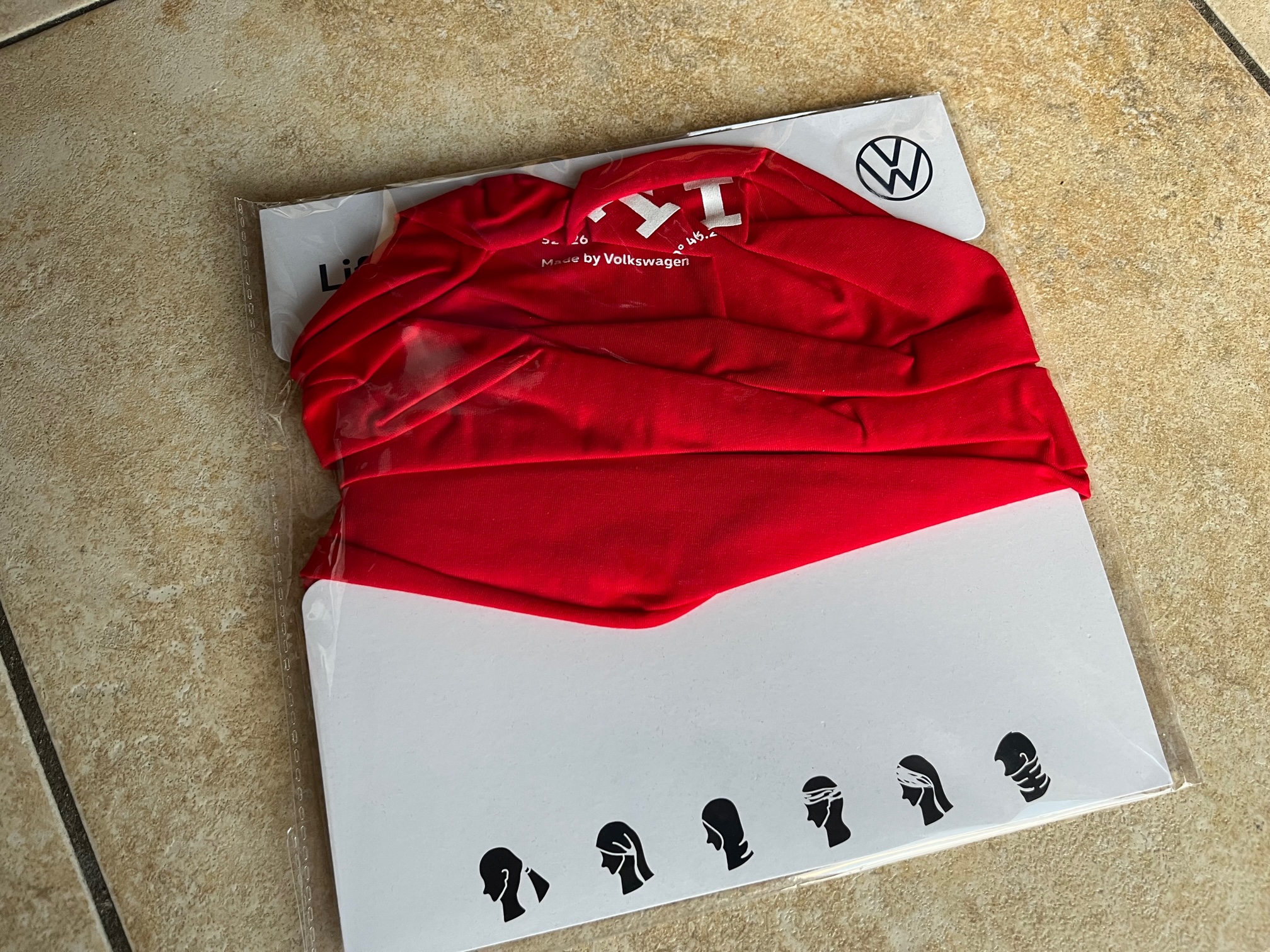 Multifunctional cloth red - 5HV 084 303 A 645 - Image 6